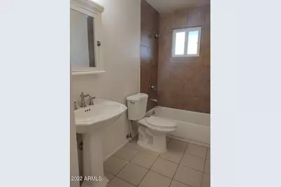1819 N 18th Street #Apt D2, Phoenix, AZ 85006 - Photo 12