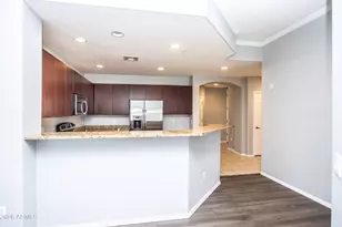 11640 N Tatum Blvd, Phoenix, AZ 85028 - Photo 8