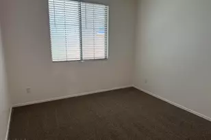 3728 E Kerry Ln, Phoenix, AZ 85050 - Photo 8