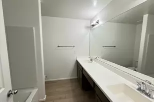 8889 N 71st Dr, Peoria, AZ 85345 - Photo 24