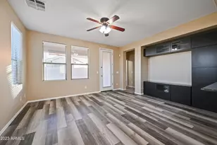 2033 S Colt Dr, Gilbert, AZ 85295 - Photo 8
