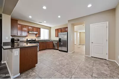 2033 S Colt Drive, Gilbert, AZ 85295 - Photo 10