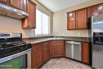 2033 S Colt Drive, Gilbert, AZ 85295 - Photo 12