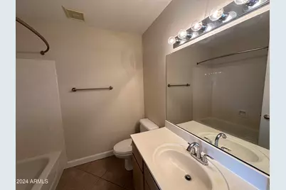 4805 E Kachina Trail #9, Phoenix, AZ 85044 - Photo 18