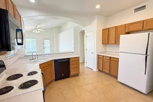 5747 E Gable Cir, Mesa, AZ 85206 - Photo 10