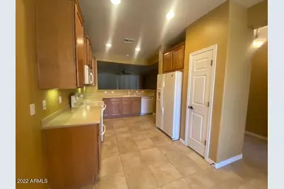 504 W Twin Peaks Parkway, San Tan Valley, AZ 85143 - Photo 6