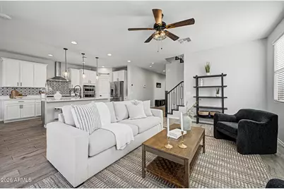 13354 W Briles Road, Peoria, AZ 85383 - Photo 10