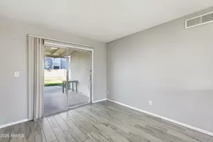 2002 W Bluefield Ave, Phoenix, AZ 85023 - Photo 10