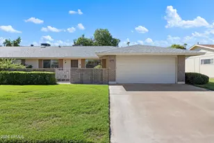 10339 W Prairie Hills Cir, Sun City, AZ 85351 - Photo 1