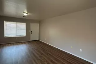 7223 S 3rd Ave, Phoenix, AZ 85041 - Photo 4