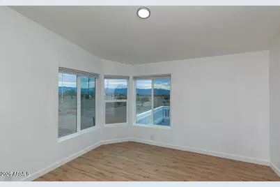 1097 S Egar Road, Golden Valley, AZ 86413 - Photo 48