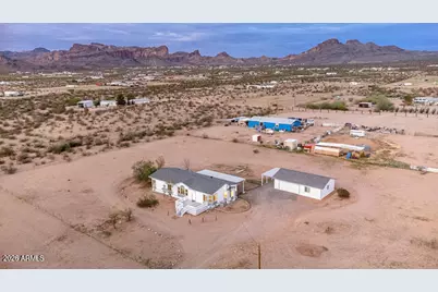 1097 S Egar Road, Golden Valley, AZ 86413 - Photo 18