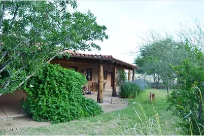 6867 E Vista Bonita Road, Hereford, AZ 85615 - Photo 6