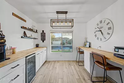 17758 W Redfield Road, Surprise, AZ 85388 - Photo 8