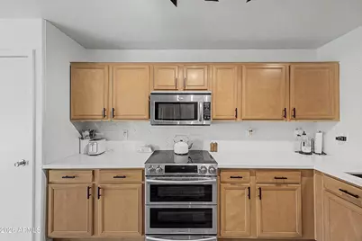 17758 W Redfield Road, Surprise, AZ 85388 - Photo 6