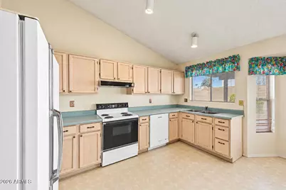 1942 W Highland Street, Chandler, AZ 85224 - Photo 6