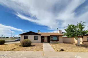 3401 W St Moritz Ln, Phoenix, AZ 85053 - Photo 1