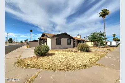 3401 W Saint Moritz Lane, Phoenix, AZ 85053 - Photo 4