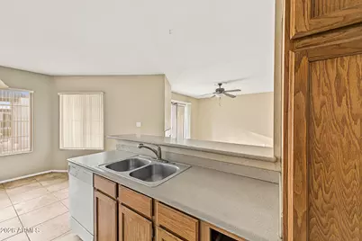 2910 W Marconi Avenue #123, Phoenix, AZ 85053 - Photo 10