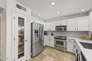 22412 N 20th Pl, Phoenix, AZ 85024 - Photo 8
