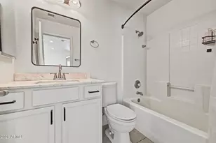 22412 N 20th Pl, Phoenix, AZ 85024 - Photo 18
