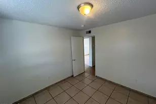 6320 W Monte Vista Rd, Phoenix, AZ 85035 - Photo 16