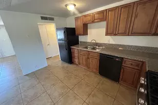 6320 W Monte Vista Rd, Phoenix, AZ 85035 - Photo 8