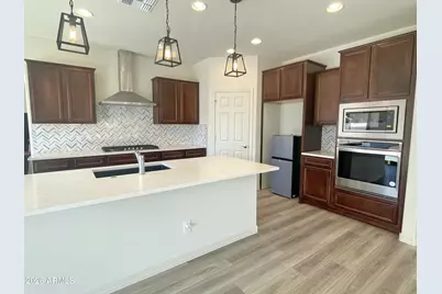 9023 W San Juan Avenue, Glendale, AZ 85305 - Photo 2