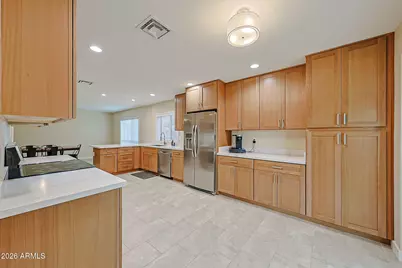 8626 W Greenbrian Drive, Peoria, AZ 85382 - Photo 6