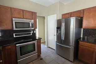 6613 N 28th Glen, Phoenix, AZ 85017 - Photo 12