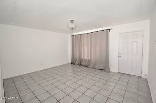 2702 E Aster Dr, Phoenix, AZ 85032 - Photo 2