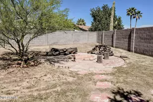 2702 E Aster Dr, Phoenix, AZ 85032 - Photo 16