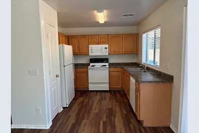 3136 W Alta Vista Road, Phoenix, AZ 85041 - Photo 12