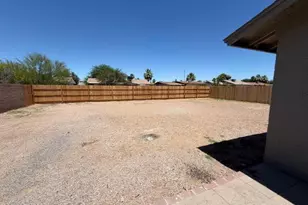684 E Laredo St, Chandler, AZ 85225 - Photo 12