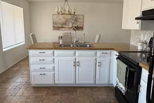684 E Laredo St, Chandler, AZ 85225 - Photo 28