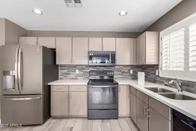 7685 N 51st Lane, Glendale, AZ 85301 - Photo 12