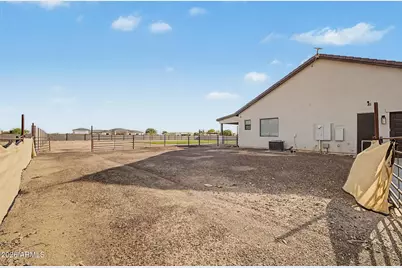 30025 W Roosevelt Street, Buckeye, AZ 85396 - Photo 38
