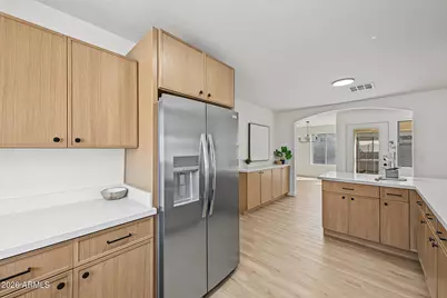 7214 S 2nd Glen, Phoenix, AZ 85041 - Photo 12