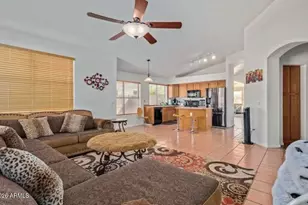 7942 W Kimberly Way, Glendale, AZ 85308 - Photo 4