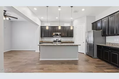 23422 N 167th Lane, Surprise, AZ 85387 - Photo 6