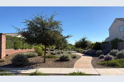 25692 N 161st Avenue, Surprise, AZ 85387 - Photo 4
