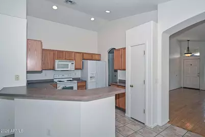 7720 W Foothill Drive, Peoria, AZ 85383 - Photo 6