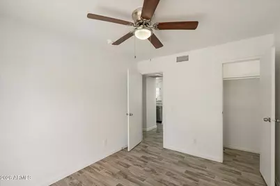 1346 E Mountain View Road #206, Phoenix, AZ 85020 - Photo 12