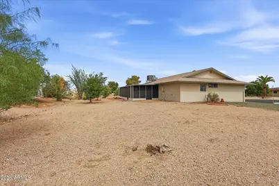 10630 W Carob Drive, Sun City, AZ 85373 - Photo 18