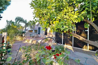 13614 N 12th Place, Phoenix, AZ 85022 - Photo 38