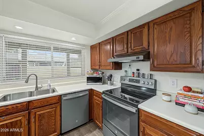 2203 W Marlette Avenue, Phoenix, AZ 85015 - Photo 10
