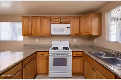 2501 W Belmont Avenue #4, Phoenix, AZ 85051 - Photo 10