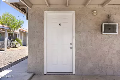 2501 W Belmont Avenue #4, Phoenix, AZ 85051 - Photo 2