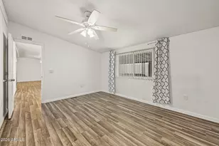 2650 W Union Hills Dr, Phoenix, AZ 85027 - Photo 10