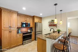 5525 E Thomas Rd, Phoenix, AZ 85018 - Photo 8
